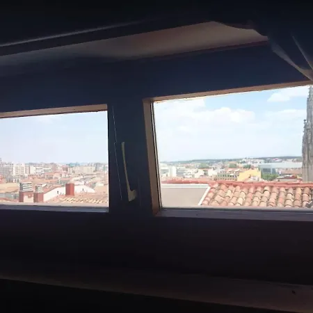El Tejado De La Catedral Apartment Burgo